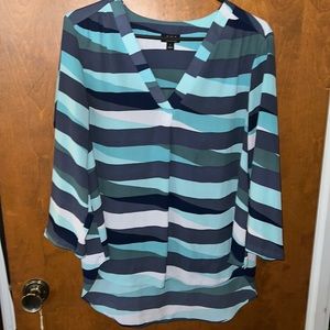 Ladies tunic style top